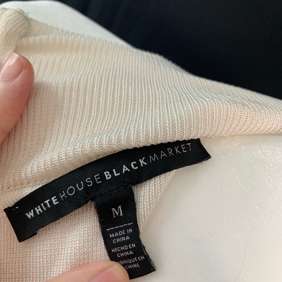 WHBM mockneck cold shoulder top - Picture 4 of 5